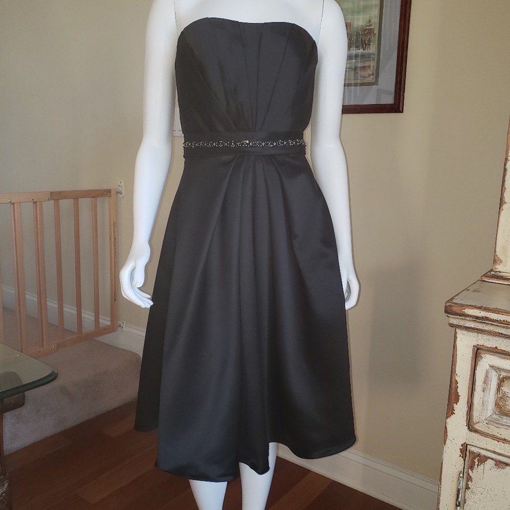 SZ 4 EDEN MAIDS FORMAL/COCKTAIL DRESS